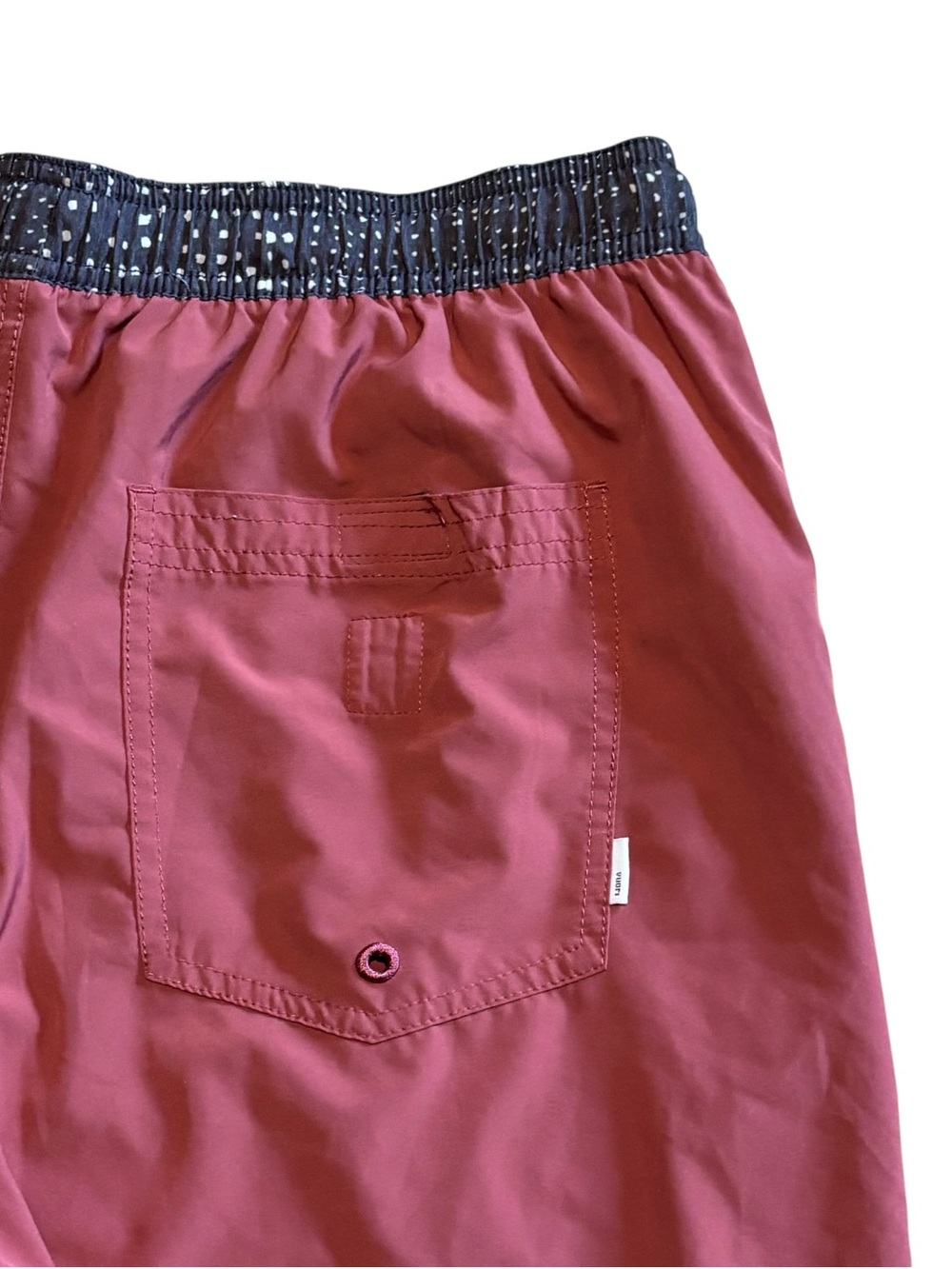 Vuori Kore Shorts Lined 9”L Men’s Size Large In Saltwater Red - Picture 9 of 9
